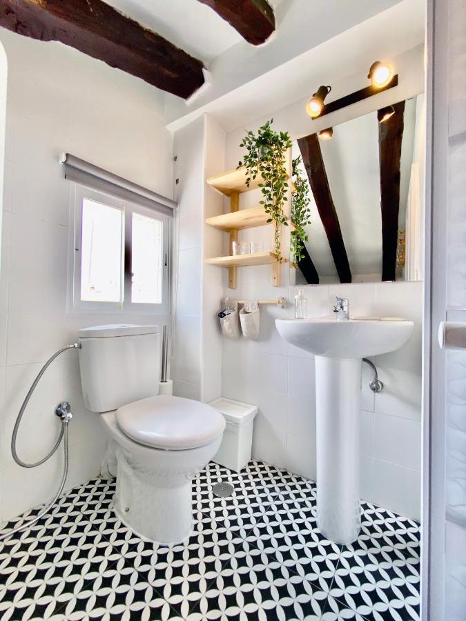Charming Gran Via Attic Apartment มาดริด ภายนอก รูปภาพ